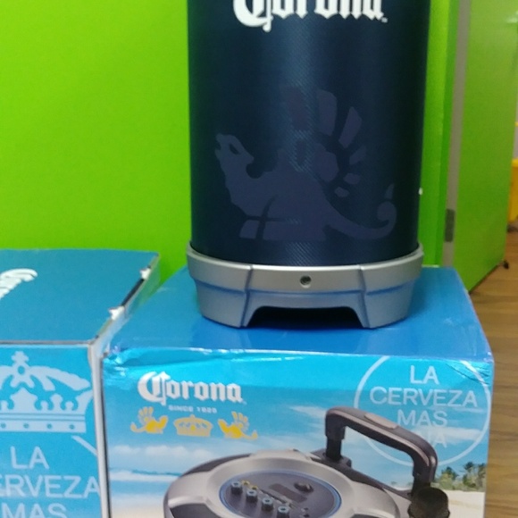 Corona beach speaker. - Picture 7 of 7